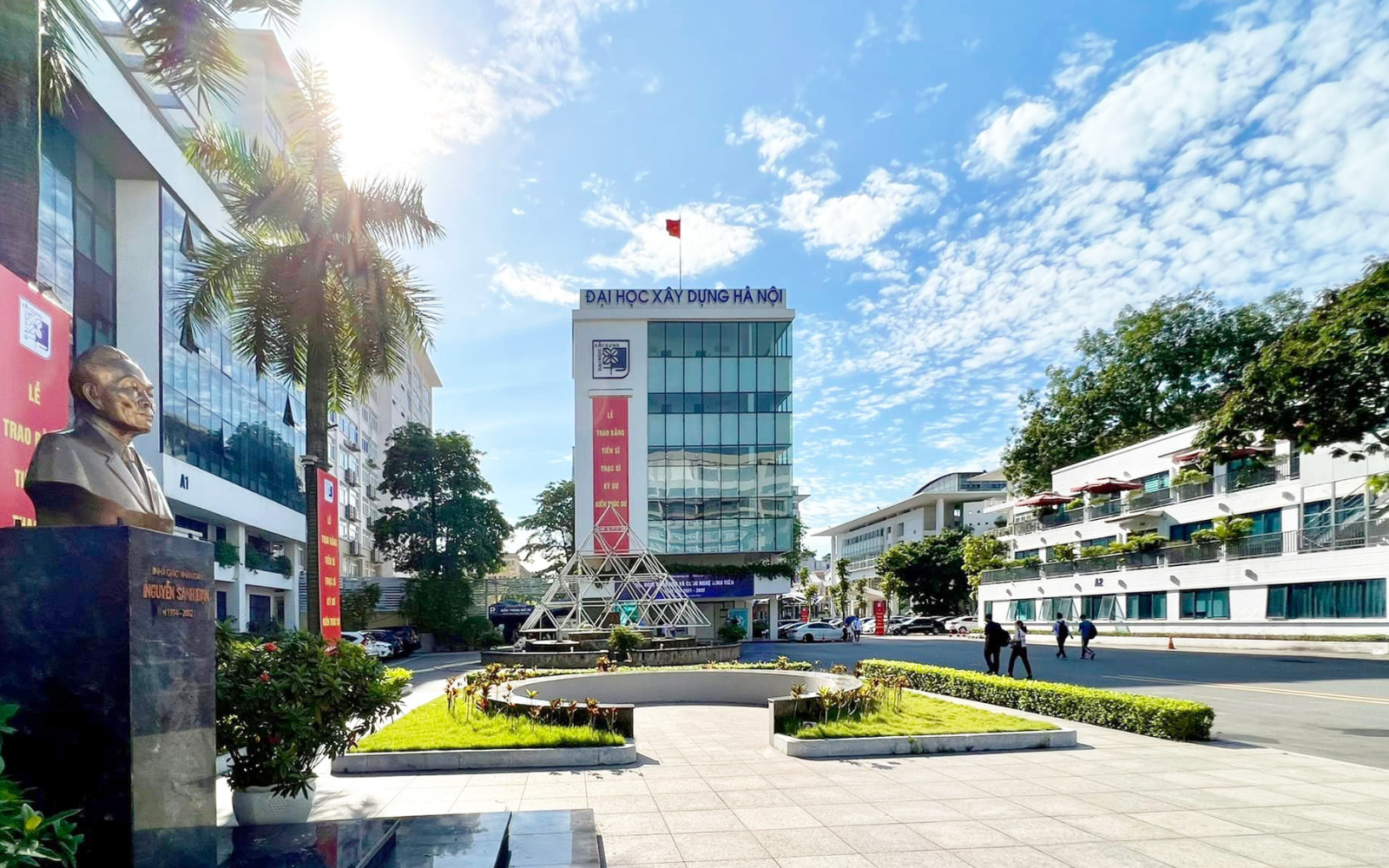 Choose the Faculty of Environmental Engineering - Hanoi University of Civil Engineering as the place to build your career and a sustainable future.